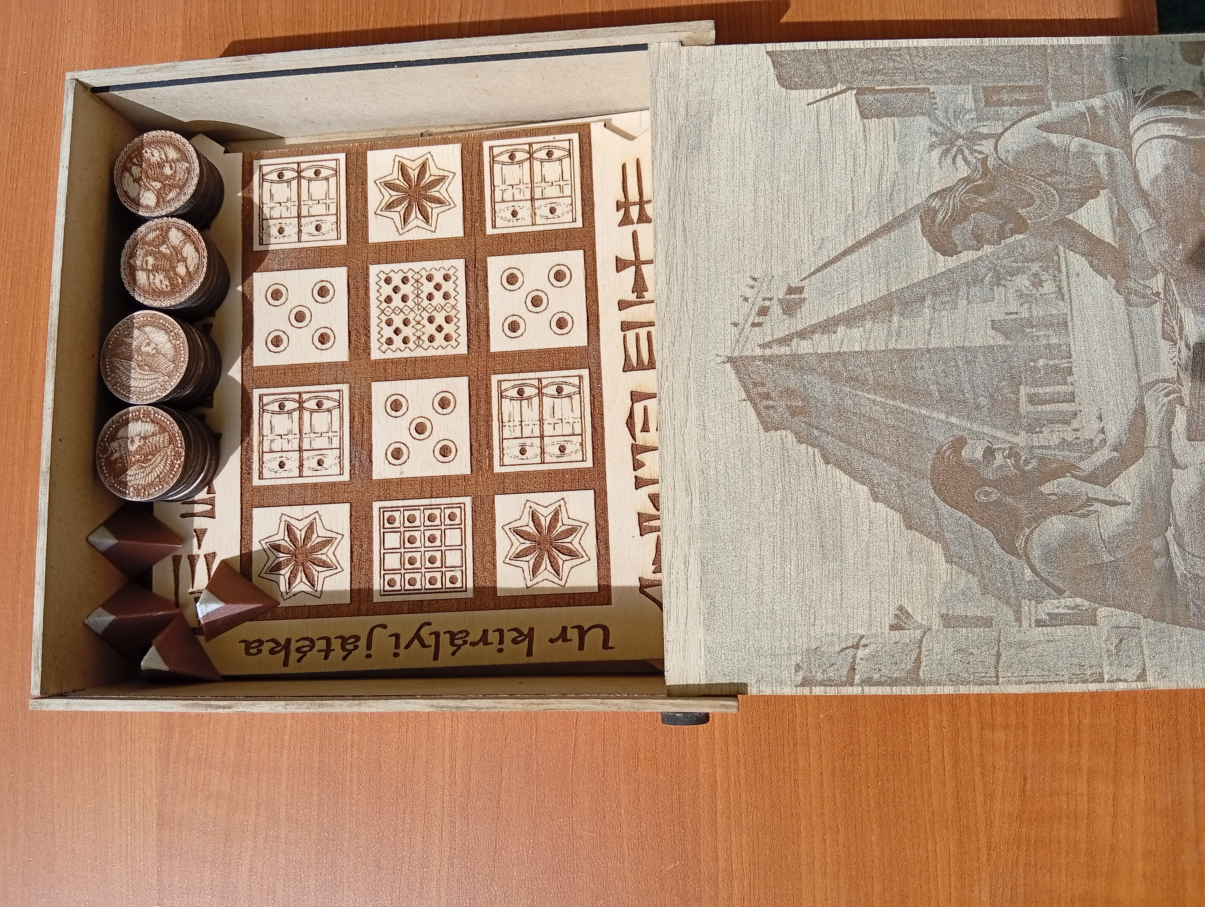 Ur királyi város játéka - WoodMagic Design - Játékok - nyír rétegelt lemez, sonoma MDF, PLA