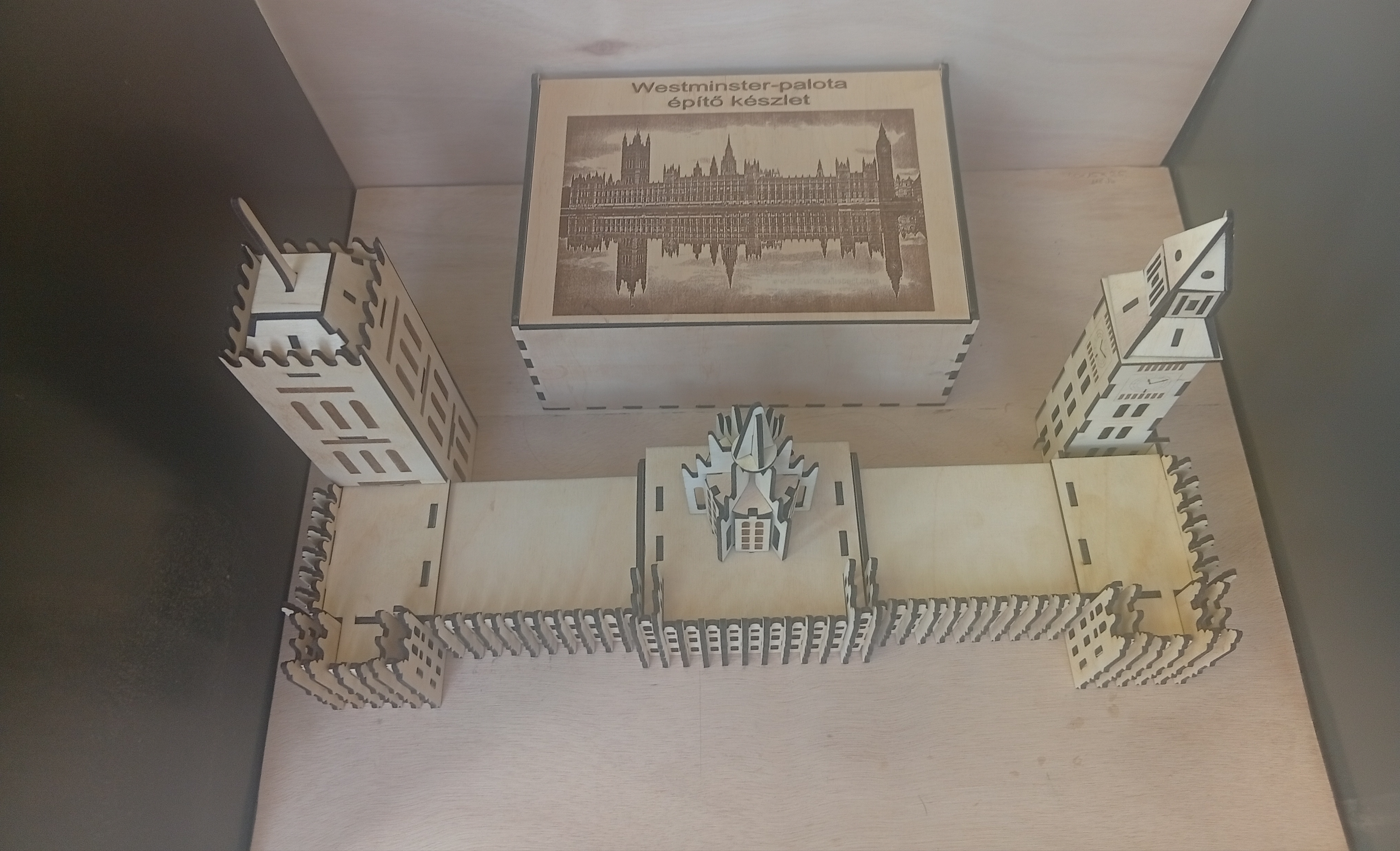 Westminster-palota építő készlet - WoodMagic Design - Játékok - nyír rétegelt lemez